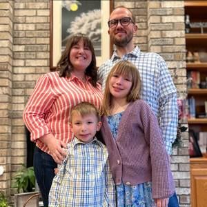 Meet your Posher, Angela